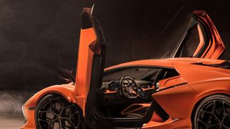 Lamborghini Revuelto