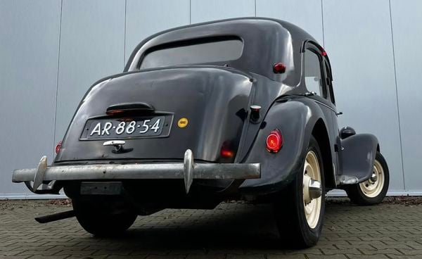 Citroën Traction Avant voorwielaandrijving voorwielaandrijver occasion tweedehands auto klassieker