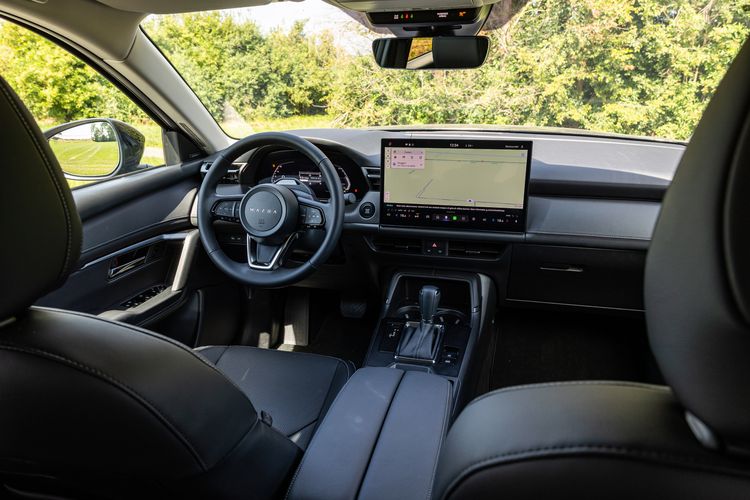 Cockpit van de Mazda CX-5