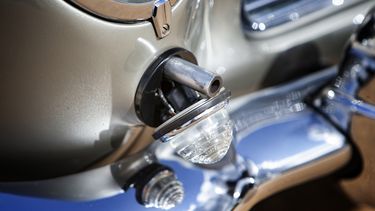 gadgets James Bond Aston Martin