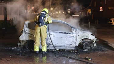 Hoe extreem veel auto’s er afgelopen jaarwisseling in brand stonden