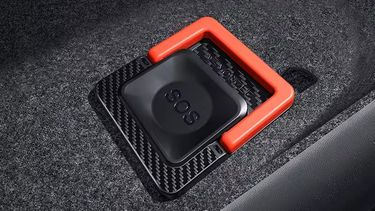 Tesla-rijders installeren AliExpress-hulpmiddel om in geval van een crash wél snel uit de auto te kunnen komen