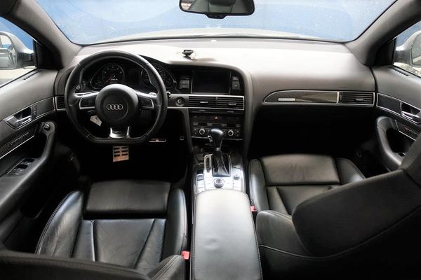 Audi RS6, V10, overheid