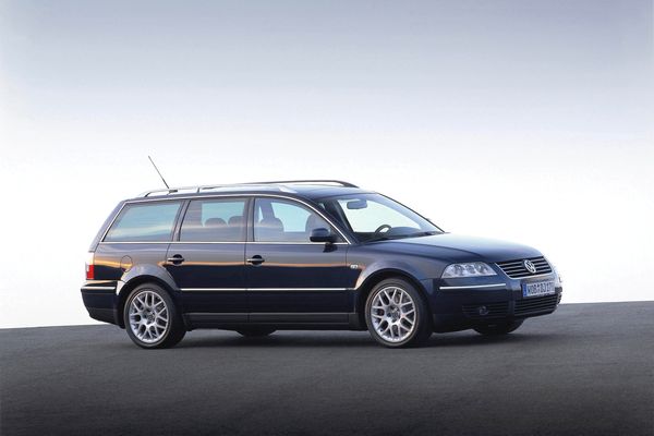 Volkswagen Passat W8 Variant 