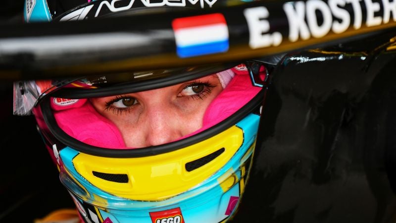 Een kijkje achter de schermen bij de F1 Academy: 20-jarige Esmee rijdt in topklasse voor vrouwen