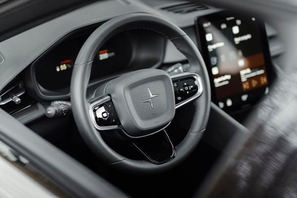 Afgeschreven leasebakken: Tesla Model 3 en Polestar 2 nu aantrekkelijk voor jou?