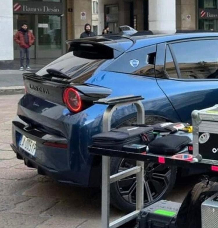 Lancia Ypsilon EV elektrische auto gelekt