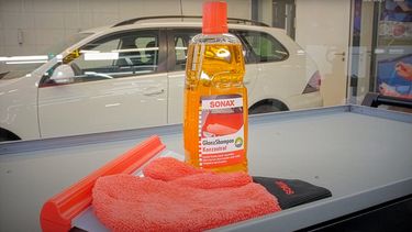 Deze 32 eurocent autoshampoo verlaat duurdere producten met alle fronten
