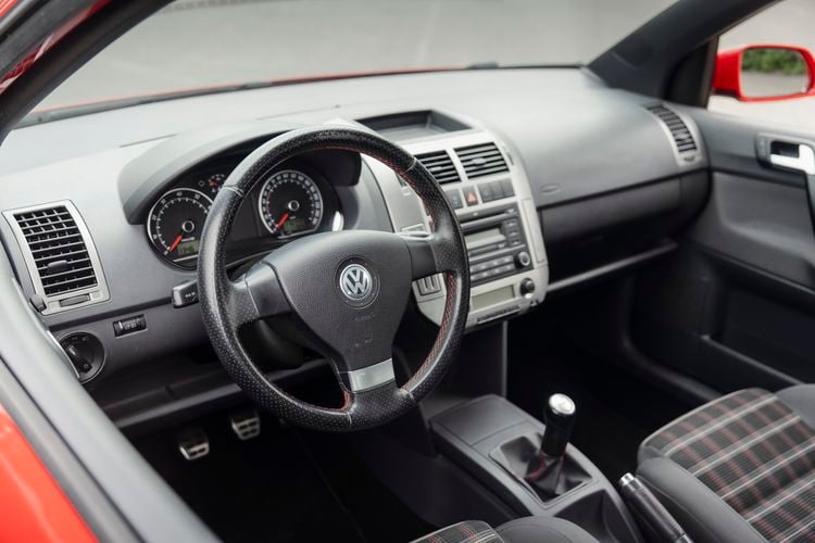 Volkswagen Polo GTI Cup Edition VW Polo GTI Renault Clio R.S. Cup occasion occasions tweedehands auto