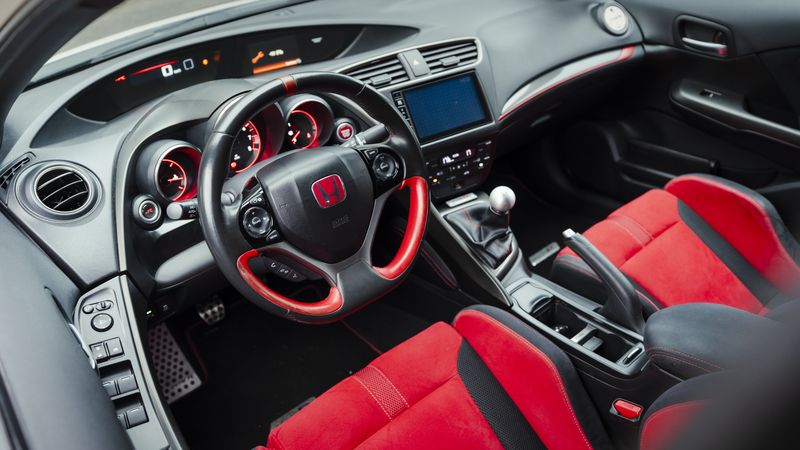 Deze vijf snelle liefhebbersauto's koop je nu voor het geld van een Polo