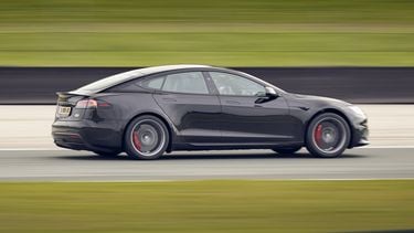Tesla Model S plaid