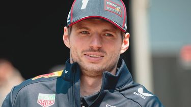 epa11975154 Red Bull Racing driver Max Verstappen of the Netherlands walks in the paddock before the Formula 1 Chinese Grand Prix, at the Shanghai International Circuit in Shanghai, China, 20 March 2025.  EPA/ALEX PLAVEVSKI