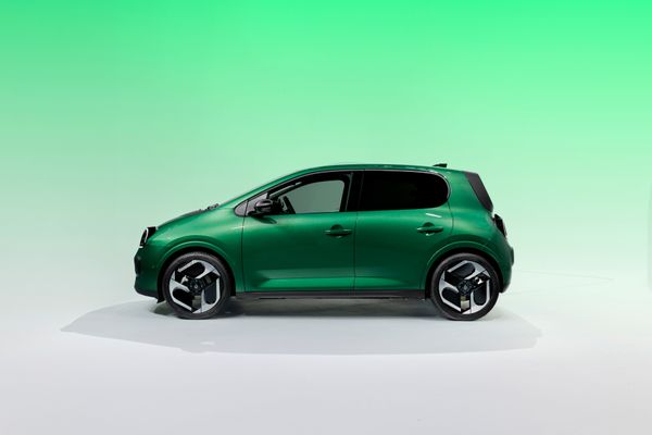 Goedkope Renault Twingo blijkt stiekem half Chinees