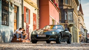 Stuurmanswegen: met de Mazda MX-5 de Roemeense Transfăgărășan op