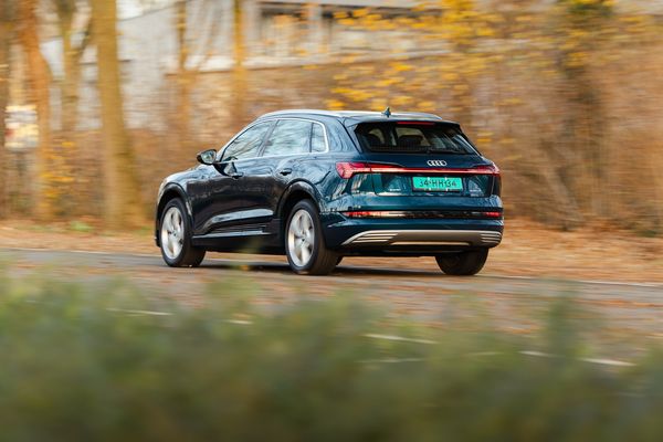 Elektrische luxeauto's nu goedkoop als occasion: Audi E-tron vs. Jaguar I-Pace