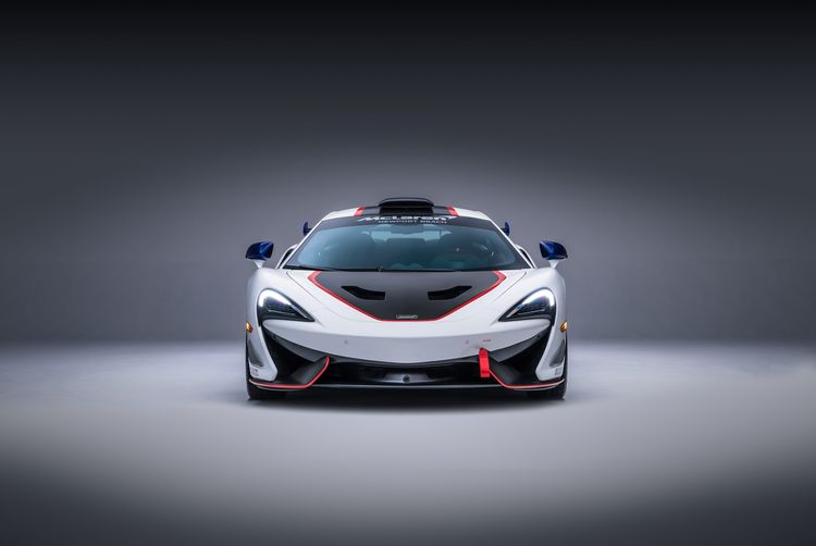 McLaren MSO X - 08 Anniversary White_Red and Blue Accents - 01
