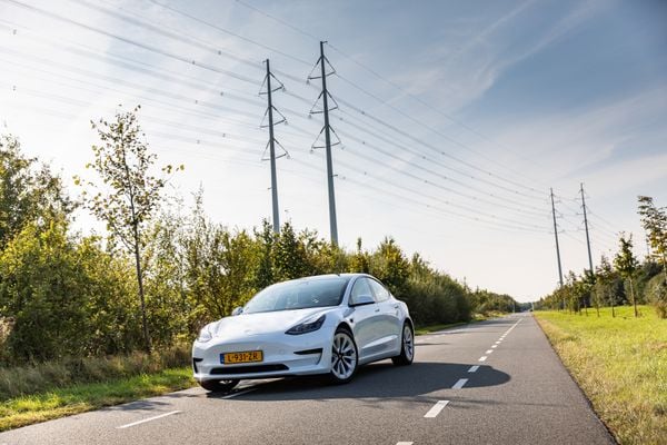 Tesla Model 3 prijzen problemen uitvoerigen koopwijzer