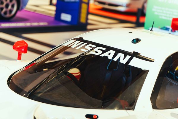 Nissan R390 GT1