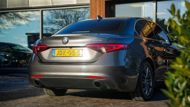 Kogelwerende diplomatenauto nu te koop als occasion in Nederland