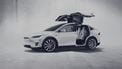Tesla Model X met geopende Falcon Wing Doors