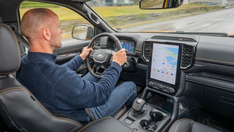 EU wil vanaf 2030 jouw auto’s automatisch kunnen afremmen: waarom dit moet zorgen voor paniek in Den Haag