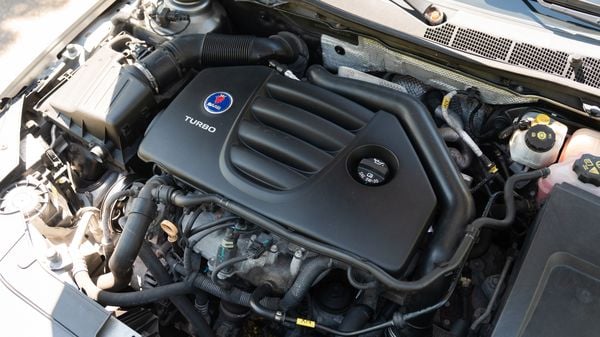 Saab 9-5 motor