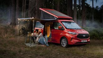 2023_FORD_Transit_Custom_Nugget_08-LOW