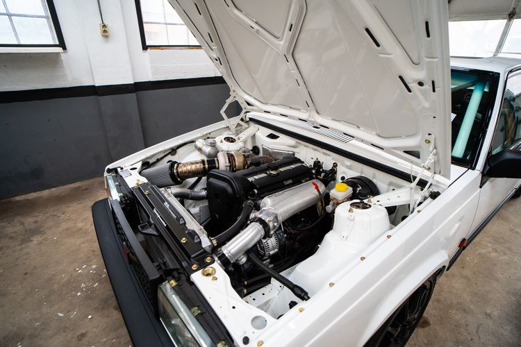 Volvo 740 T5 engineswap