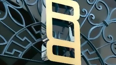 Nieuwe logo Range Rover lijkt erg op Bentley’s flying B