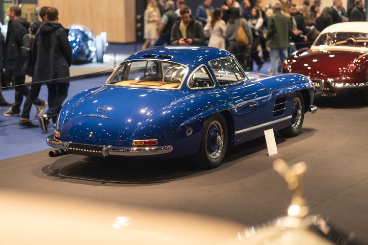 Retromobile