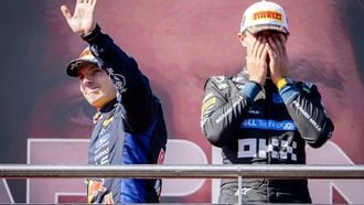 MADRID - Max Verstappen (Red Bull Racing) en Lando Norris (McLaren) op het podium na afloop van de Grote Prijs van Spanje op het Madring-circuit. SEM VAN DER WAL / ANP