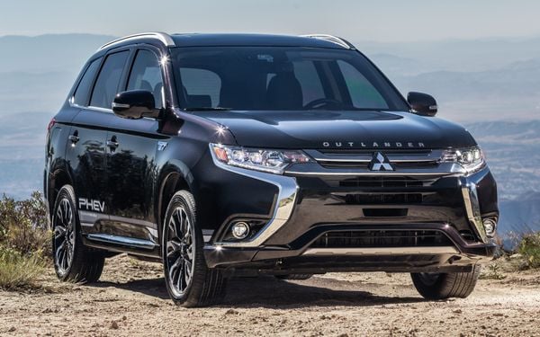Mitsubishi Outlander PHEV plug-in hybride wegenbelasting motorrijtuigenbelasting 2025