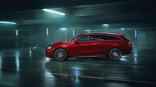 Mercedes AMG CLA 1