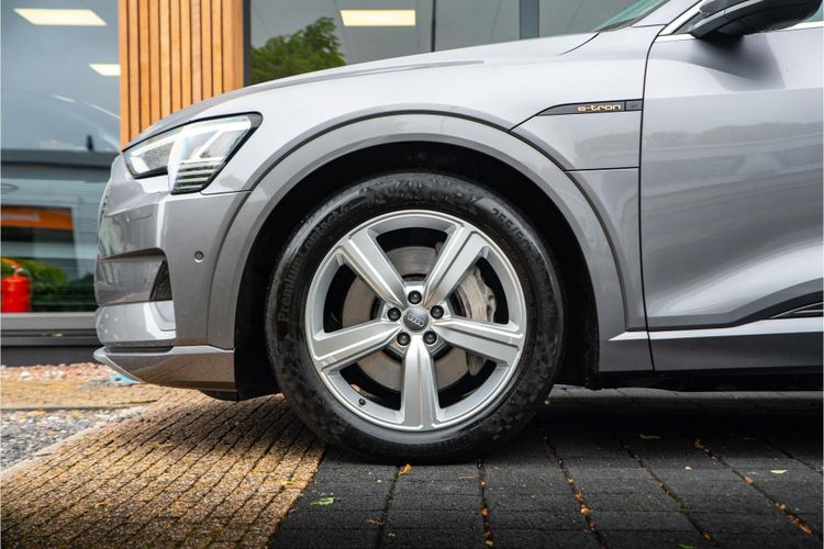 Luxe Audi-SUV kost door afschrijving nu een derde van nieuwprijs