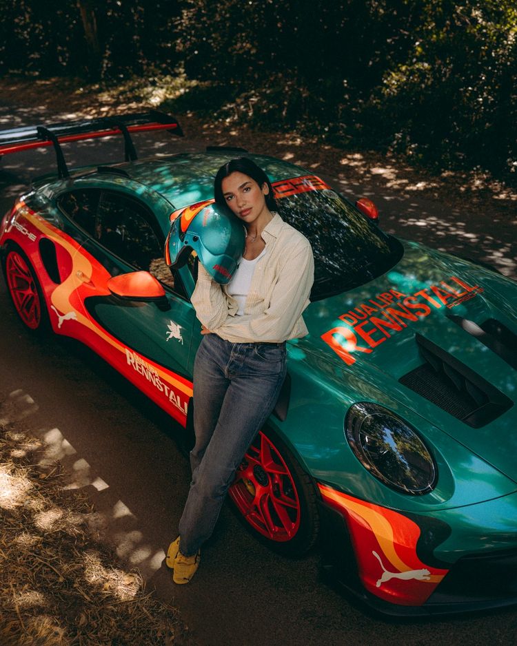 Dua Lipa verkoopt Porsche 911 GT3 RS en dit kost hij