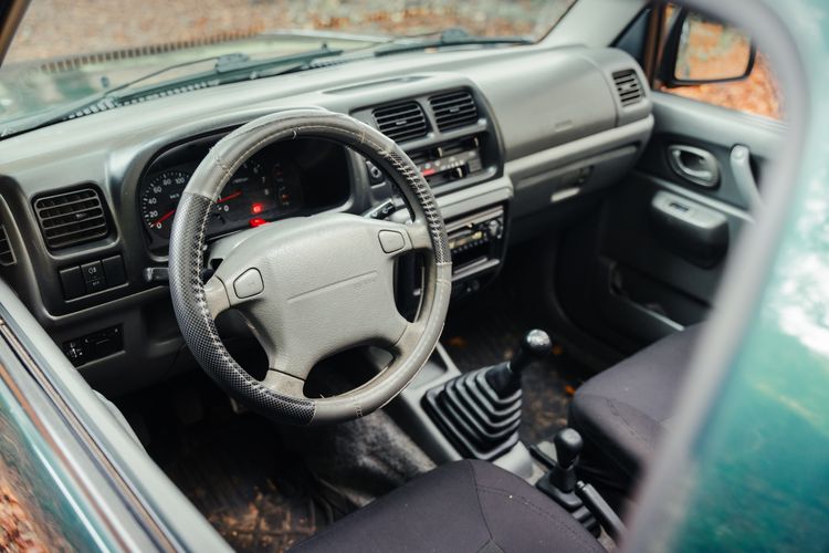 Lada Niva Suzuki Jimny offroaders terreinwagens offroad occasion occasions