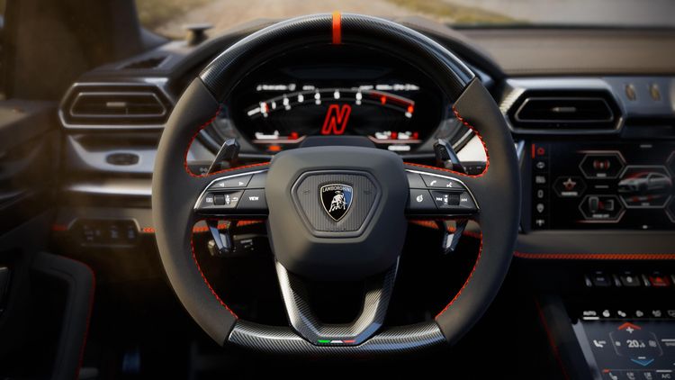 Lamborghini Urus SE Performante