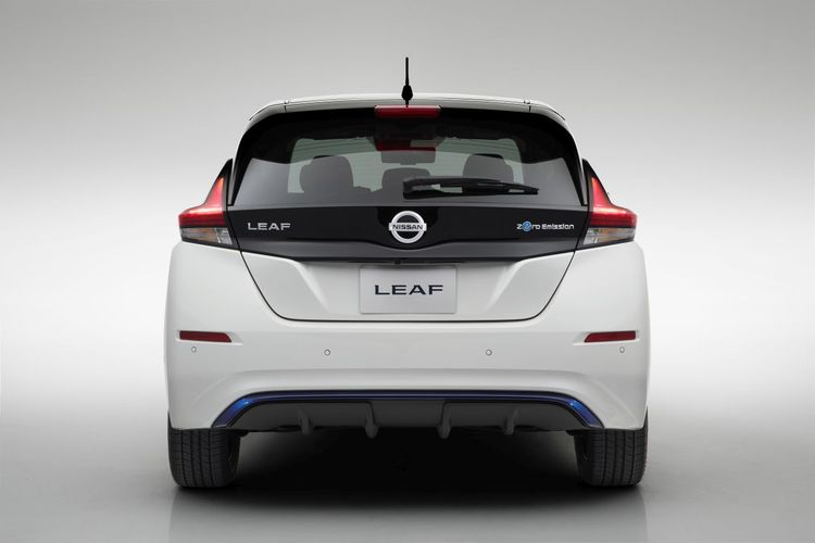 nissan-leaf-2018-0015