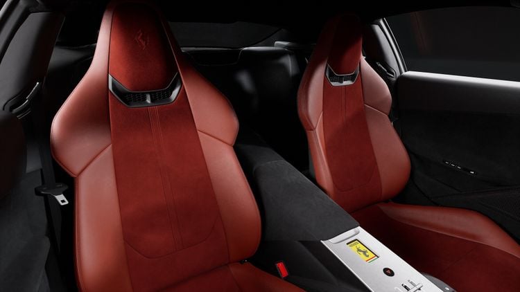 Duik in de Prijslijst Ferrari Amalfi