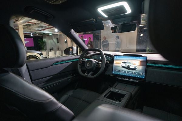 Zeekr 7X Tesla Model Y EV elektrische auto
