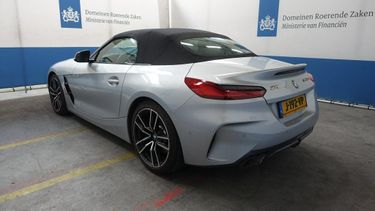 BMW Z4, overheid