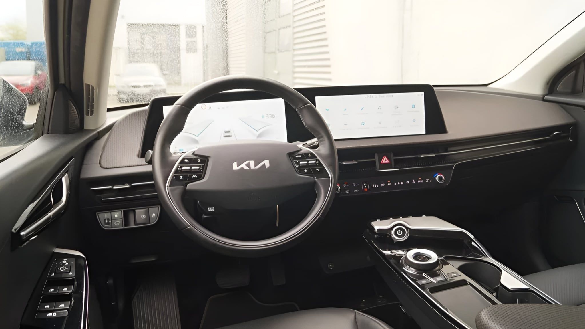 Deze premium EV-occasion met een strak design was duur, maar is ondertussen goed betaalbaar geworden