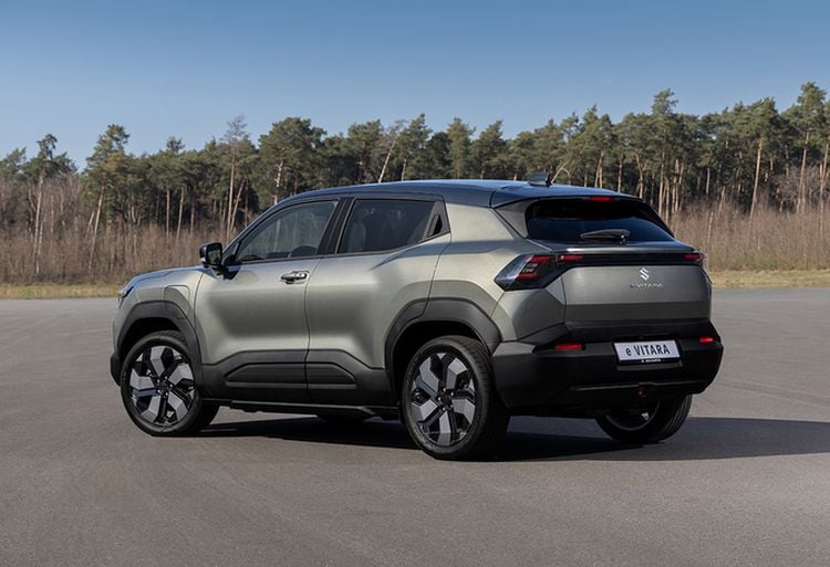Suzuki eVitara EV elektrische auto 2