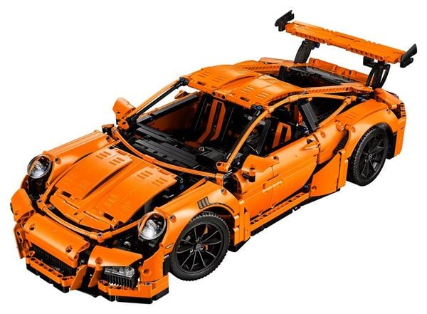 lego-technic-porsche-911-gt3-rs-is-a-110-scale-lava-orange-model-costs-299_3