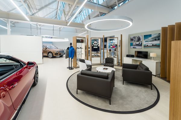 Bentley showroom Leusden