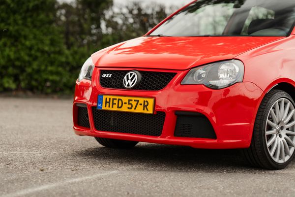 Volkswagen Polo GTI Cup Edition VW Polo GTI Renault Clio R.S. Cup occasion occasions tweedehands auto