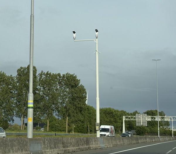 camera camera's bewaking bewakingscamera bewakingscamera's snelweg Nederland Rijkswaterstaat A12 Ede Veenendaal