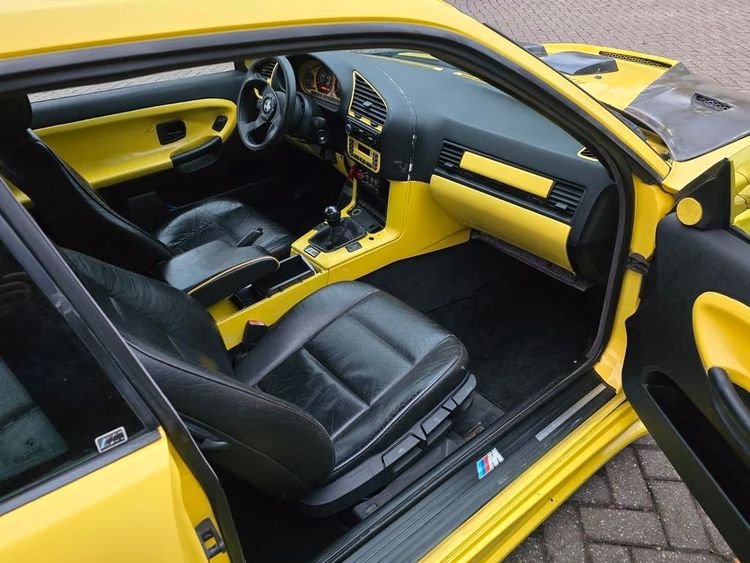 Is dit de allerlelijkste BMW van Nederland?