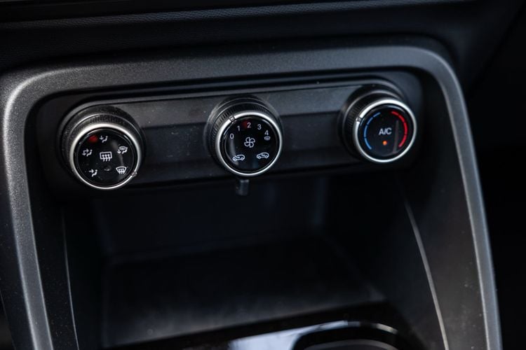 Klimaatbediening van de Citroën ë-C3