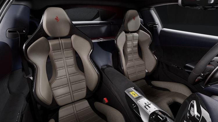 Duik in de prijslijst Ferrari 12Cilindri
